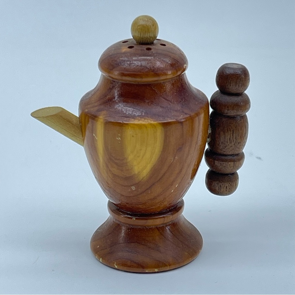 Vintage Salt and Pepper Shakers Wooden Teapot Grannycore Kitchen Souvenir Brown - Picture 5 of 9